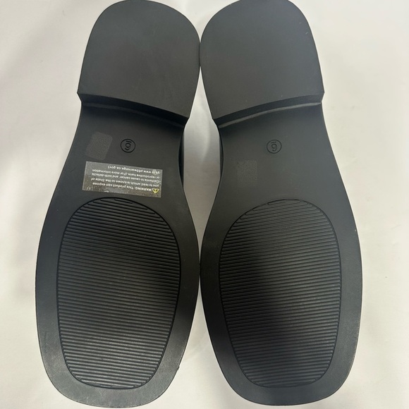 Olivia miller Black Studded loafers size 6 women brand new without box - Picture 5 of 6